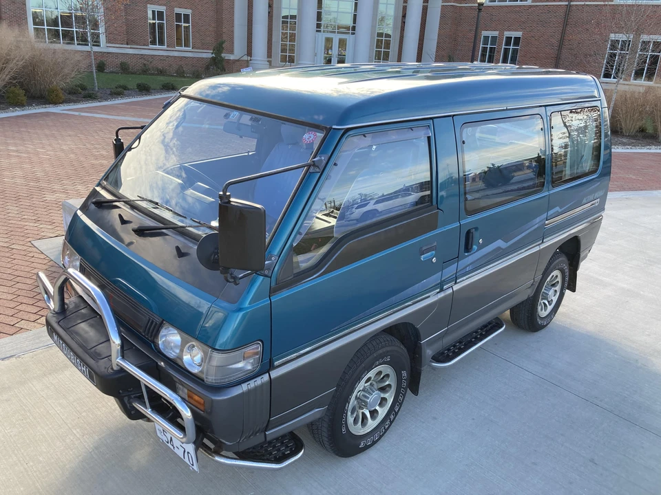 1993 Mitsubishi Delica 4th Gen - Image 6 of 31
