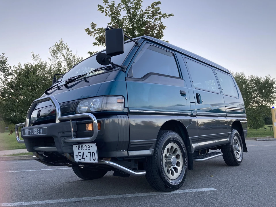 1993 Mitsubishi Delica 4th Gen - Image 8 of 31
