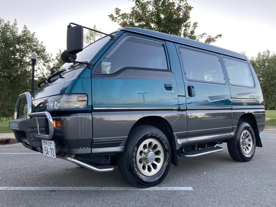 1993 Mitsubishi Delica 4th Gen - Image 10 of 31