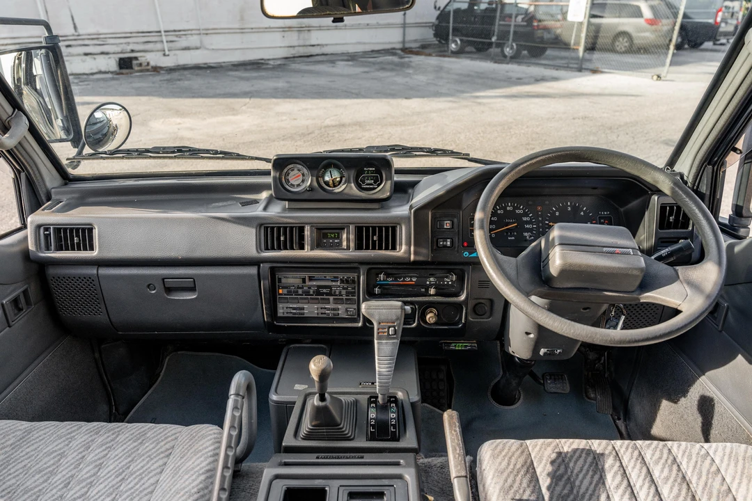 1996 Mitsubishi Delica 4th Gen - Image 30 of 31