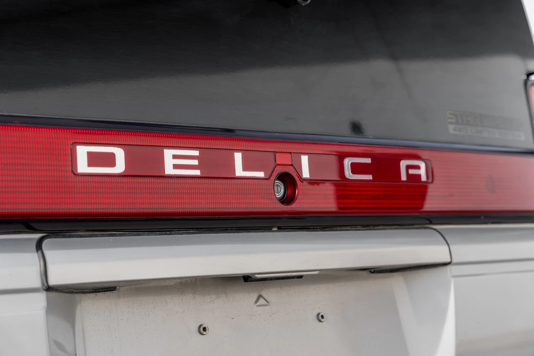 1996 Mitsubishi Delica 4th Gen - Image 20 of 31