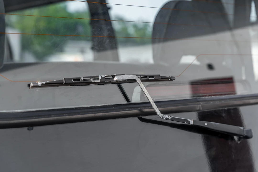 1996 Mitsubishi Delica 4th Gen - Image 19 of 31