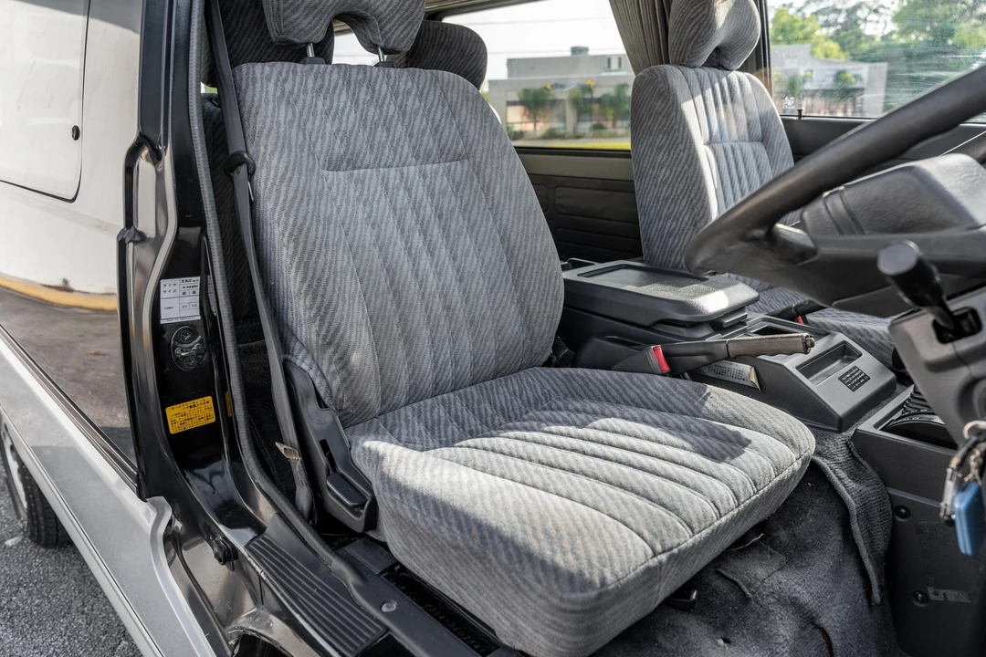 1996 Mitsubishi Delica 4th Gen - Image 31 of 31