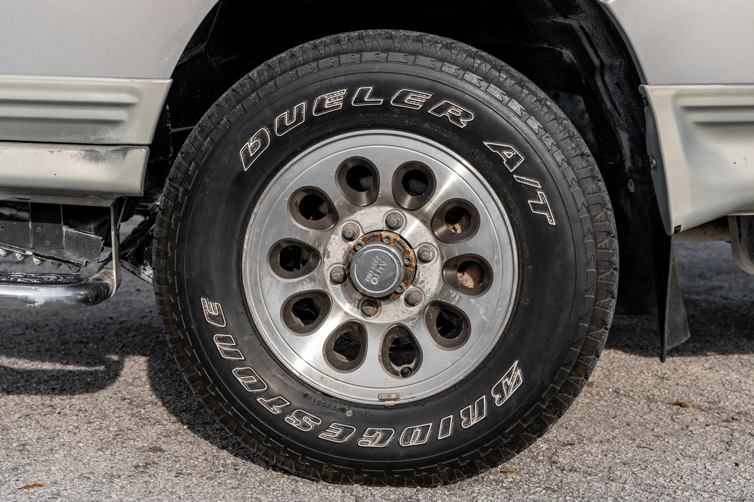 1996 Mitsubishi Delica 4th Gen - Image 26 of 31