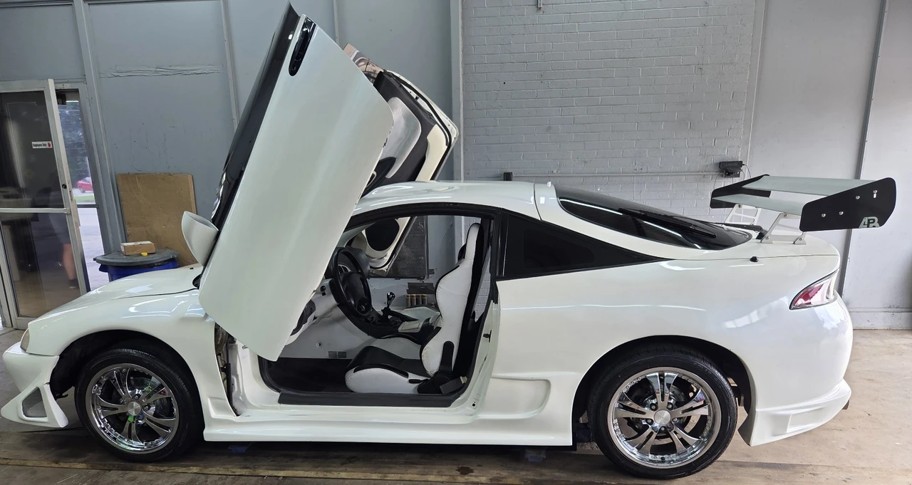 1996 Mitsubishi Eclipse 2nd Gen - Image 3 of 31