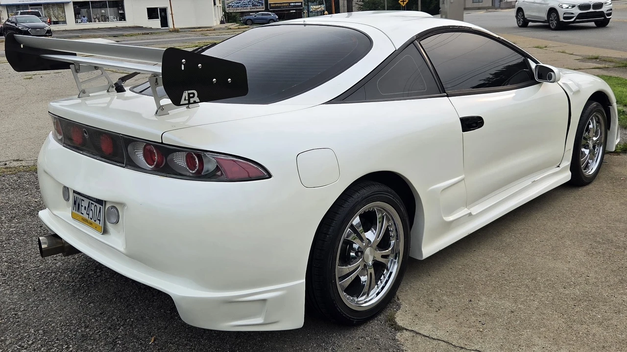 1996 Mitsubishi Eclipse 2nd Gen - Image 20 of 31