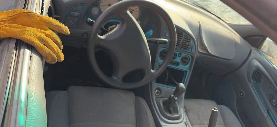 1996 Mitsubishi Eclipse 2nd Gen - Image 10 of 10