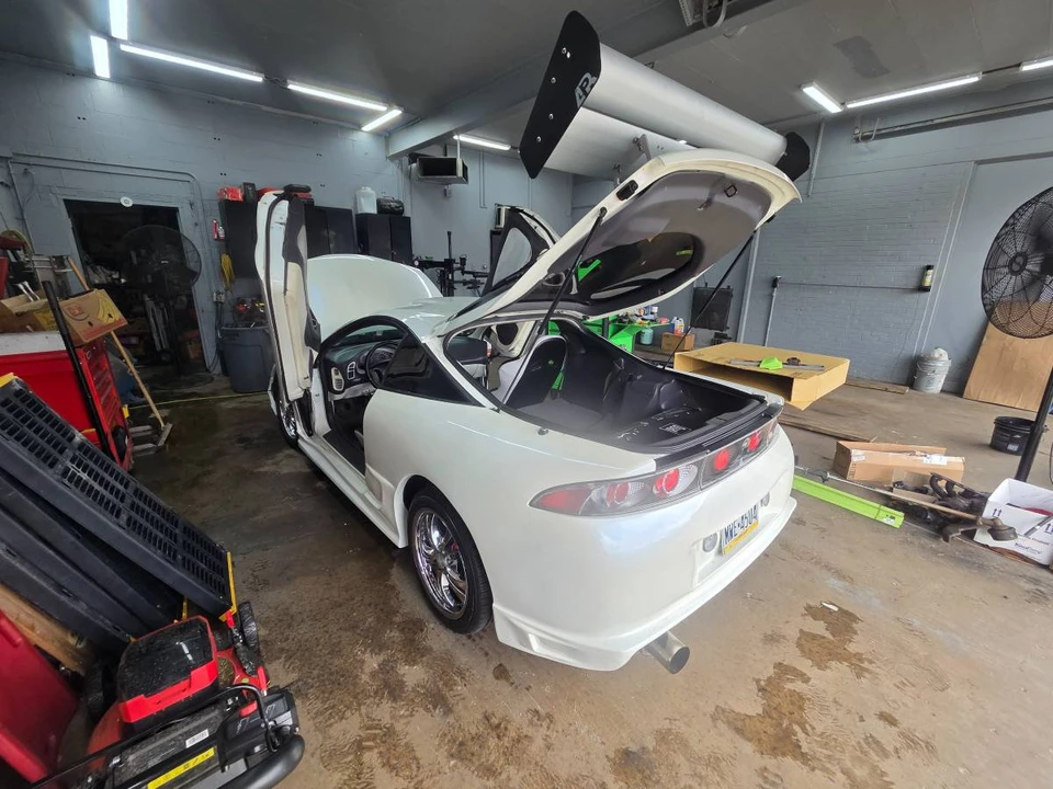 1996 Mitsubishi Eclipse 2nd Gen - Image 24 of 24