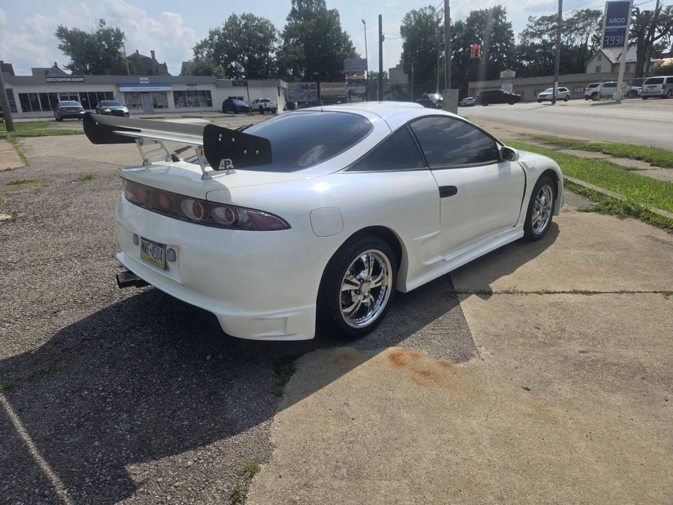 1996 Mitsubishi Eclipse 2nd Gen - Image 8 of 24
