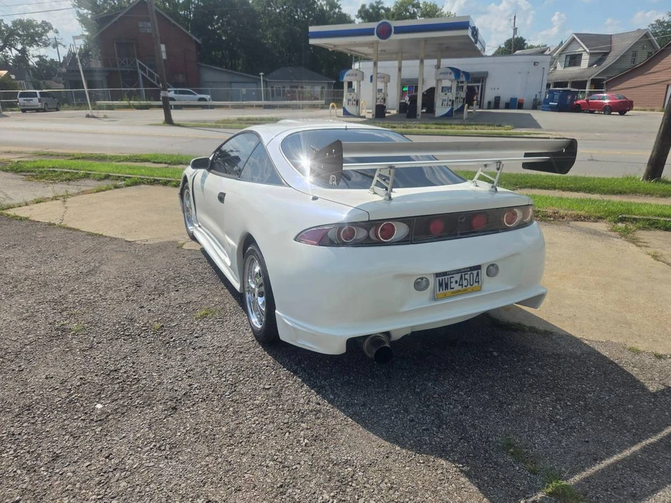1996 Mitsubishi Eclipse 2nd Gen - Image 8 of 24