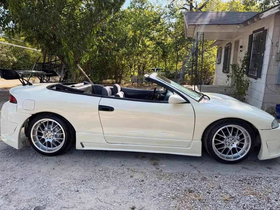 1996 Mitsubishi Eclipse 2nd Gen - Image 2 of 12