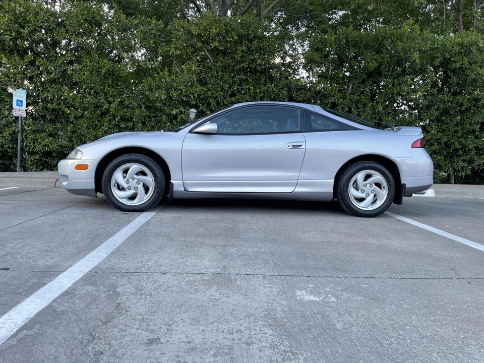 1996 Mitsubishi Eclipse 2nd Gen - Image 11 of 31