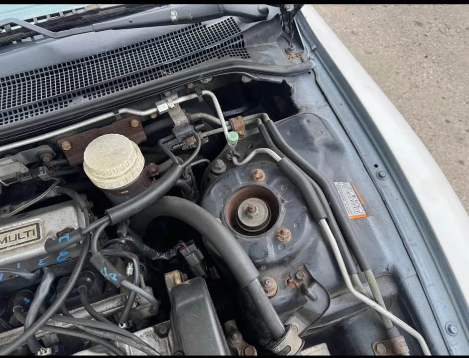 1996 Mitsubishi Eclipse 2nd Gen - Image 6 of 9