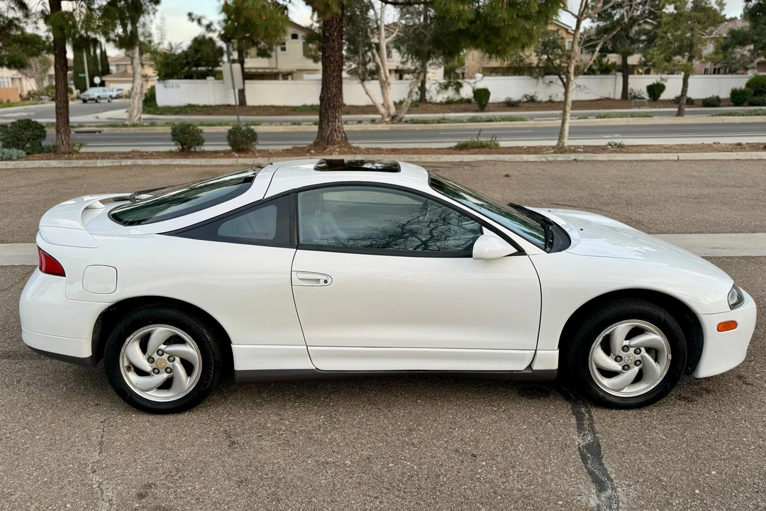 1996 Mitsubishi Eclipse 2nd Gen - Image 3 of 31