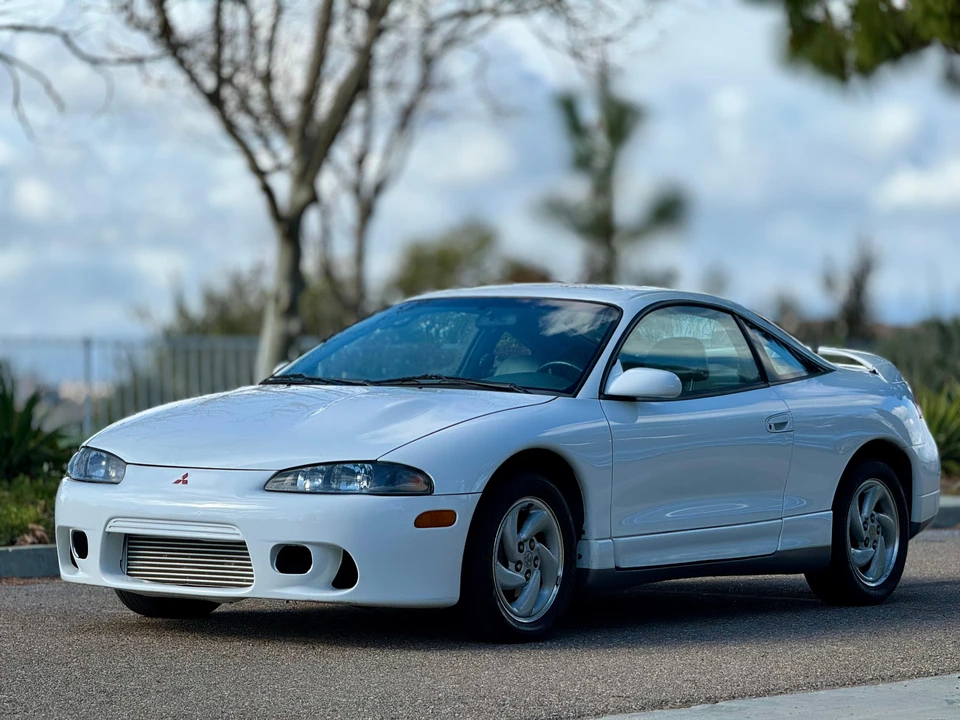 1996 Mitsubishi Eclipse 2nd Gen - Image 9 of 31
