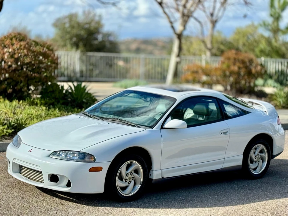 1996 Mitsubishi Eclipse 2nd Gen - Image 11 of 31