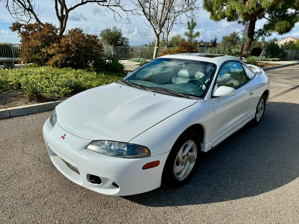 1996 Mitsubishi Eclipse 2nd Gen - Image 8 of 31