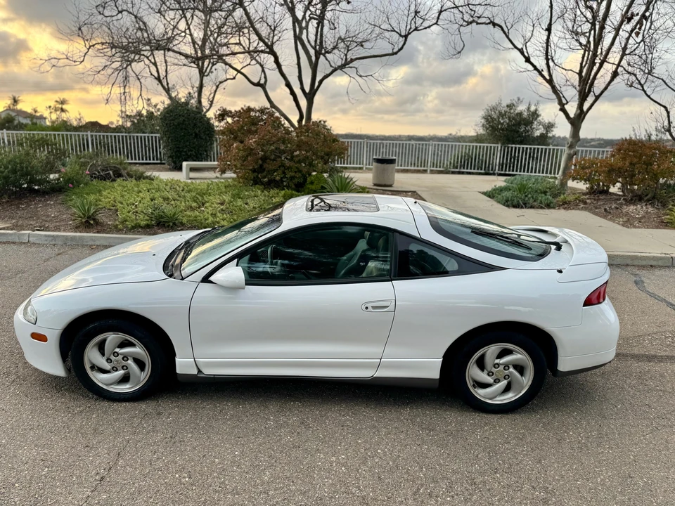 1996 Mitsubishi Eclipse 2nd Gen - Image 12 of 31