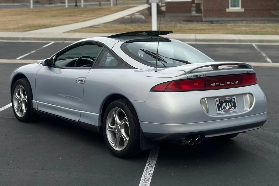 1996 Mitsubishi Eclipse 2nd Gen - Image 4 of 31