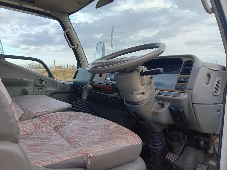 1996 Mitsubishi Fuso Canter 6th Gen - Image 24 of 31