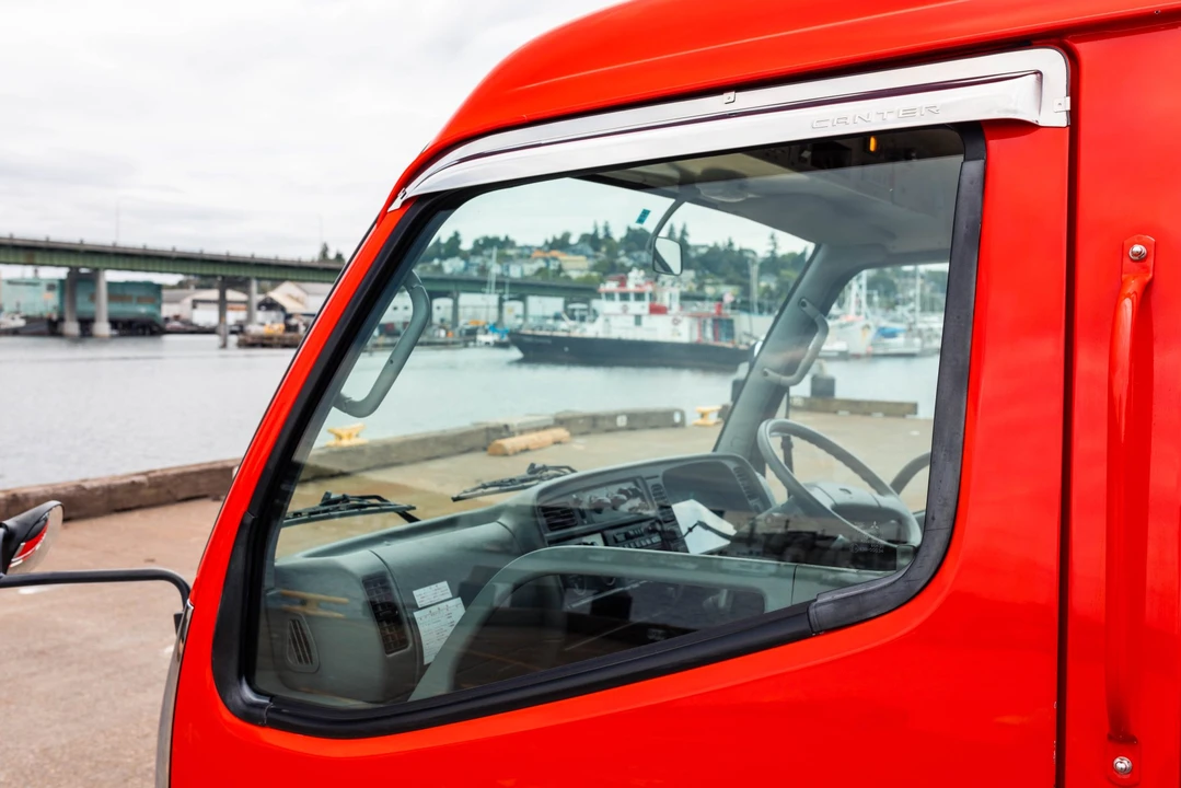 1996 Mitsubishi Fuso Canter 6th Gen - Image 31 of 31
