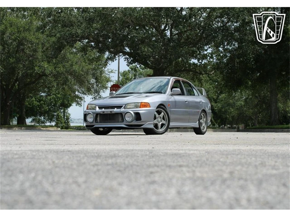 1996 Mitsubishi Lancer 7th Gen - Image 2 of 31