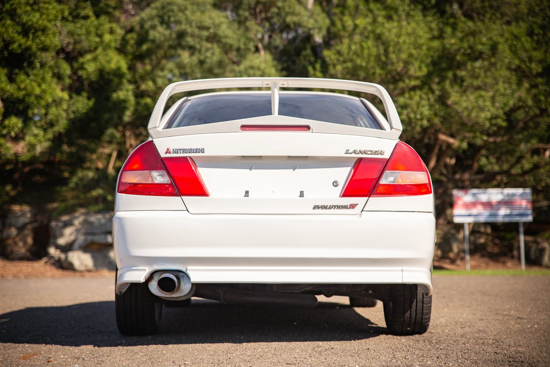 1996 Mitsubishi Lancer Evolution IV 6th Gen - Image 10 of 31
