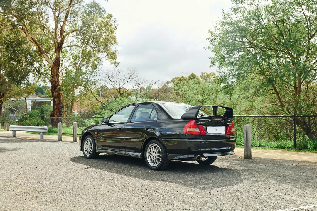 1996 Mitsubishi Lancer Evolution IV 6th Gen - Image 14 of 21