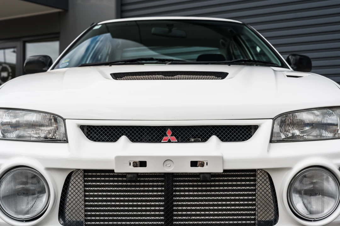 1996 Mitsubishi Lancer Evolution IV 6th Gen - Image 23 of 31