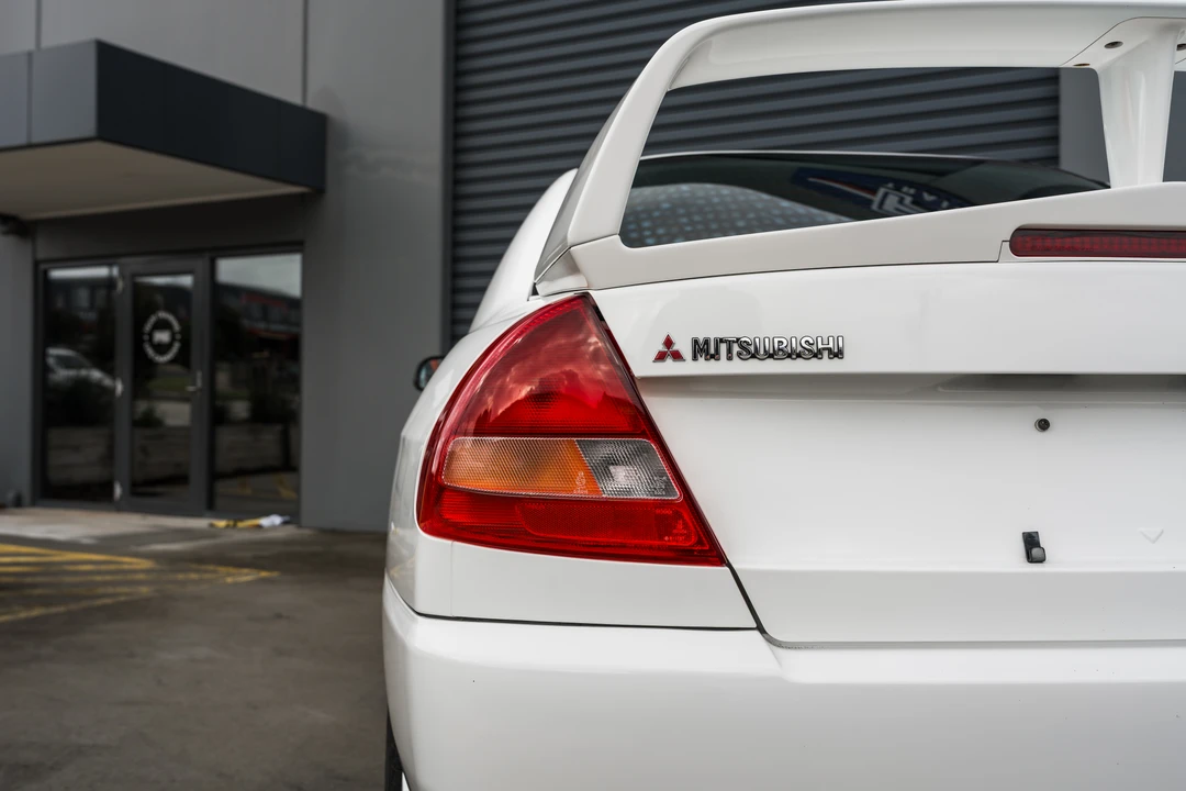 1996 Mitsubishi Lancer Evolution IV 6th Gen - Image 28 of 31