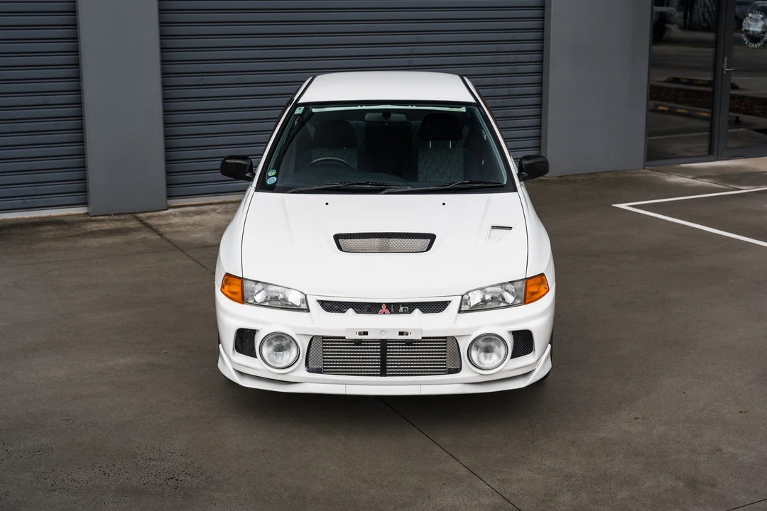 1996 Mitsubishi Lancer Evolution IV 6th Gen - Image 10 of 31