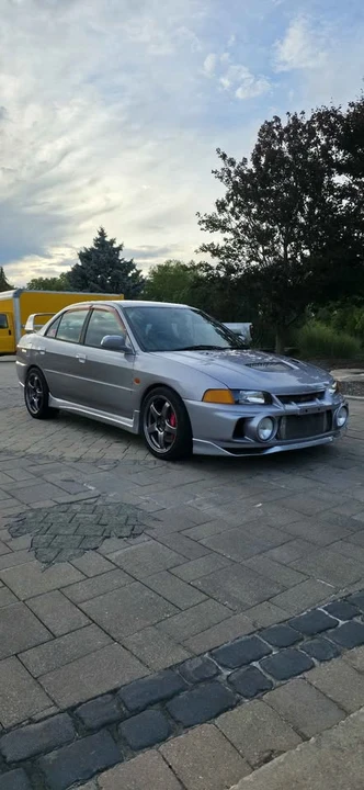1996 Mitsubishi Lancer - Image 2 of 7