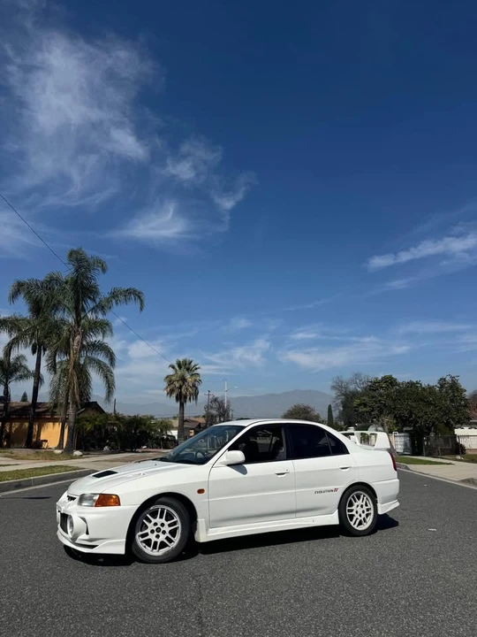 1996 Mitsubishi Lancer Evolution IV 6th Gen - Image 3 of 8