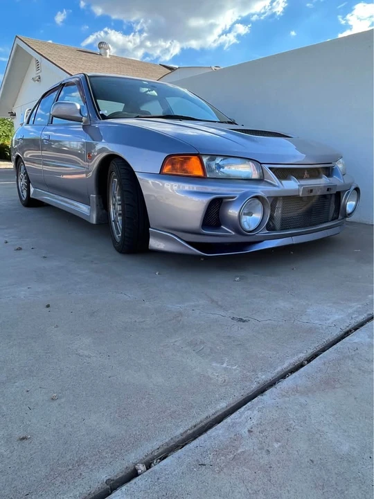 1996 Mitsubishi Lancer Evolution IV 6th Gen - Image 4 of 12
