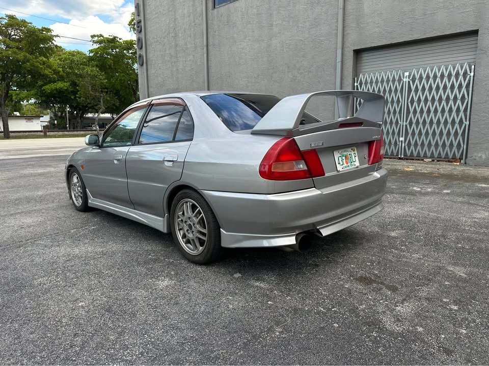 1996 Mitsubishi Lancer Evolution IV 6th Gen - Image 6 of 20