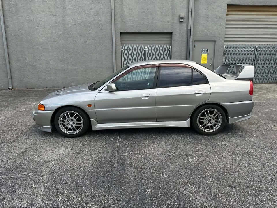 1996 Mitsubishi Lancer Evolution IV 6th Gen - Image 2 of 20