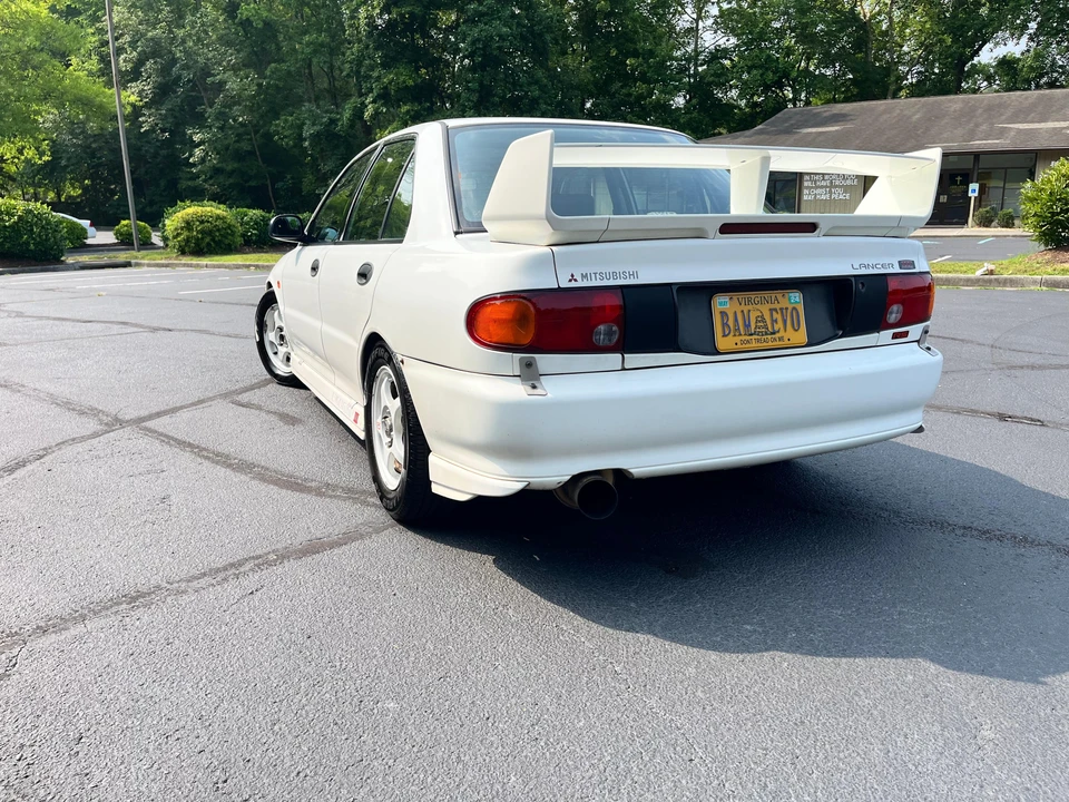 1996 Mitsubishi Lancer Evolution III 5th Gen - Image 13 of 31