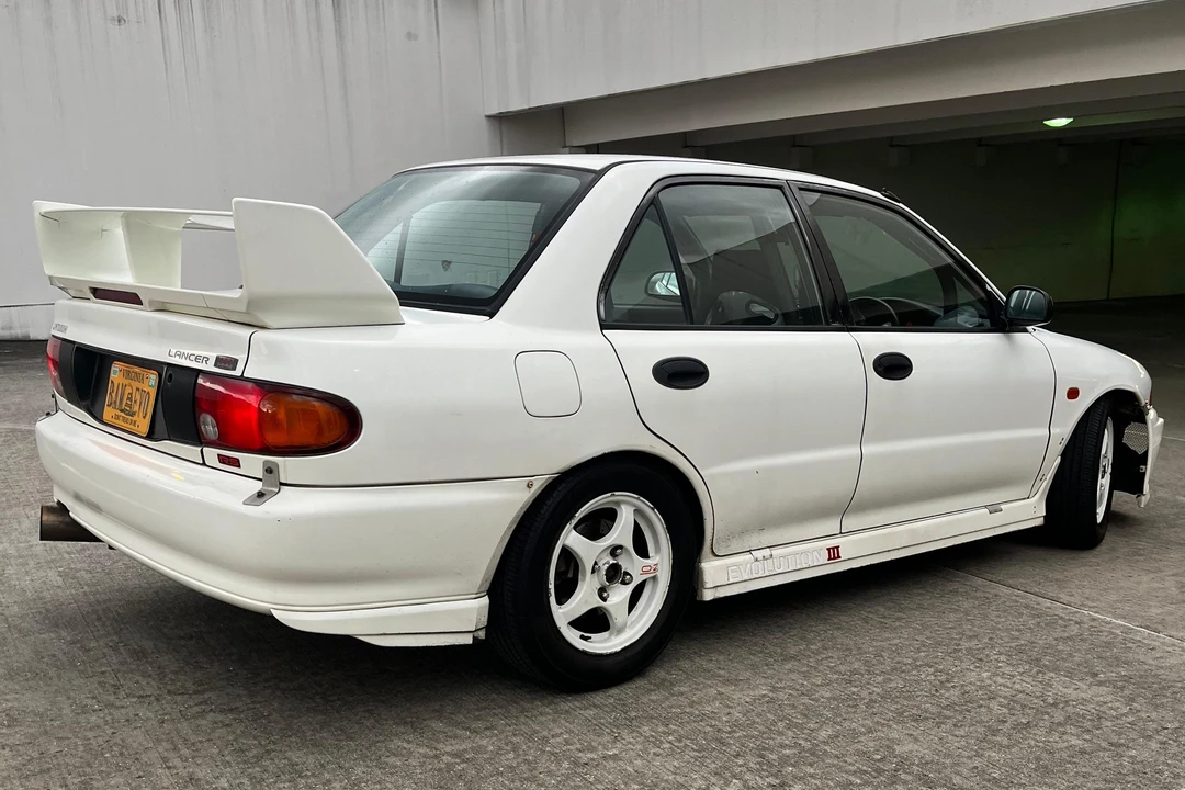 1996 Mitsubishi Lancer Evolution III 5th Gen - Image 4 of 31