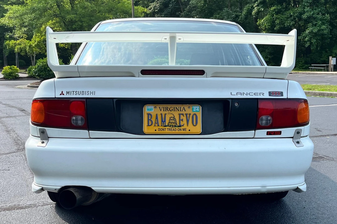1996 Mitsubishi Lancer Evolution III 5th Gen - Image 5 of 31