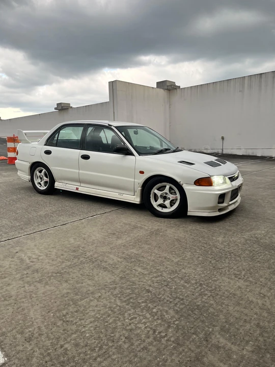 1996 Mitsubishi Lancer Evolution III 5th Gen - Image 22 of 31
