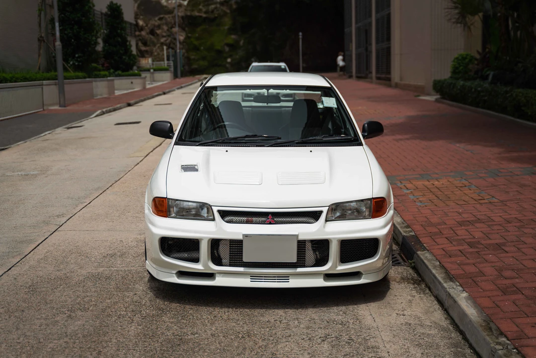 1996 Mitsubishi Lancer Evolution III 5th Gen - Image 10 of 31