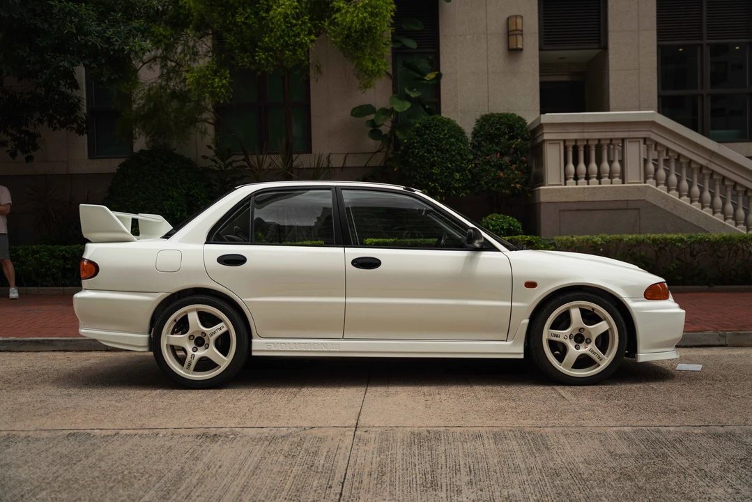 1996 Mitsubishi Lancer Evolution III 5th Gen - Image 4 of 31