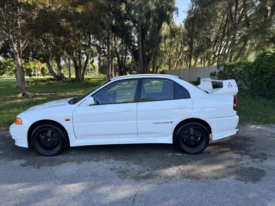 1996 Mitsubishi Lancer Evolution IV 6th Gen - Image 3 of 11