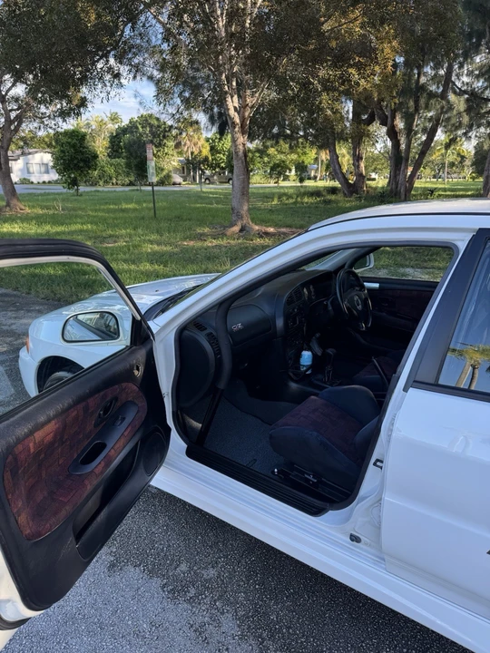 1996 Mitsubishi Lancer Evolution IV 6th Gen - Image 10 of 11