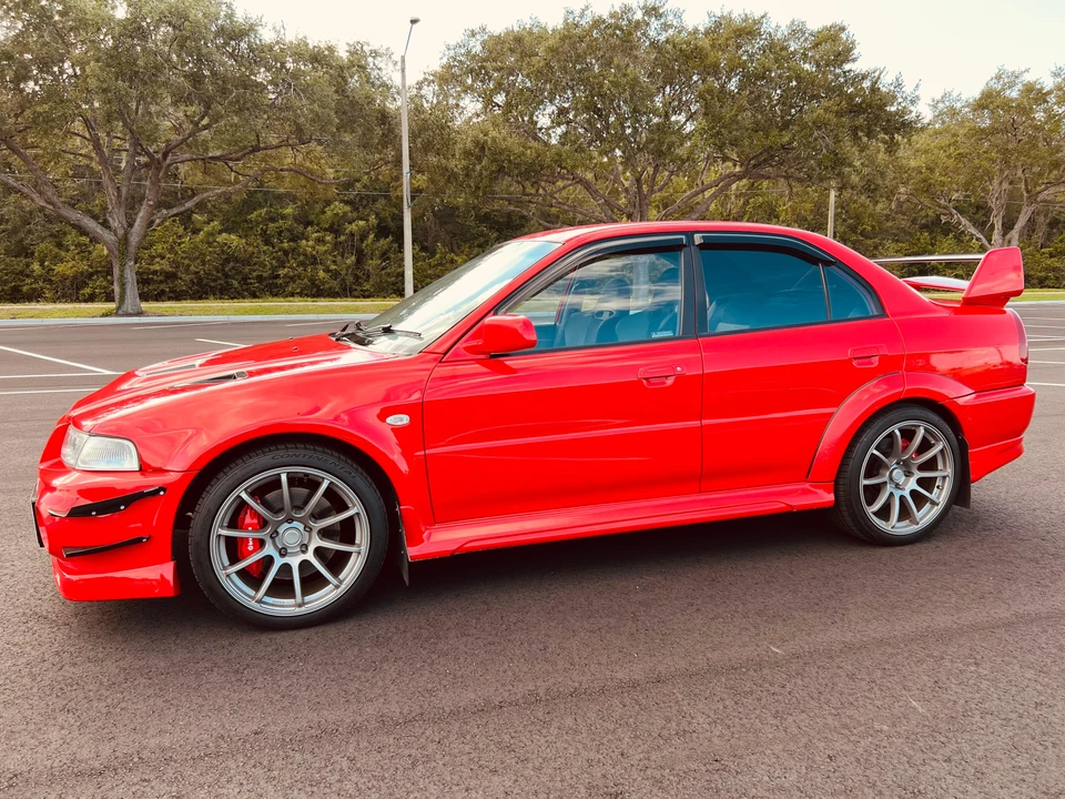 1996 Mitsubishi Lancer Evolution IV 6th Gen - Image 14 of 31