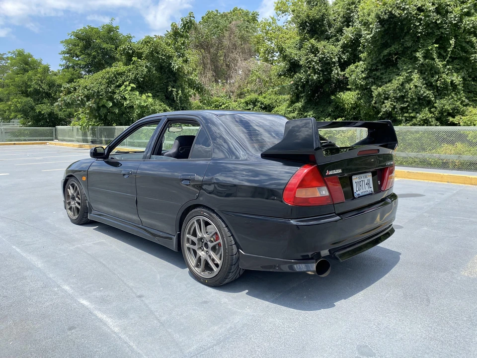 1996 Mitsubishi Lancer Evolution IV 6th Gen - Image 19 of 31