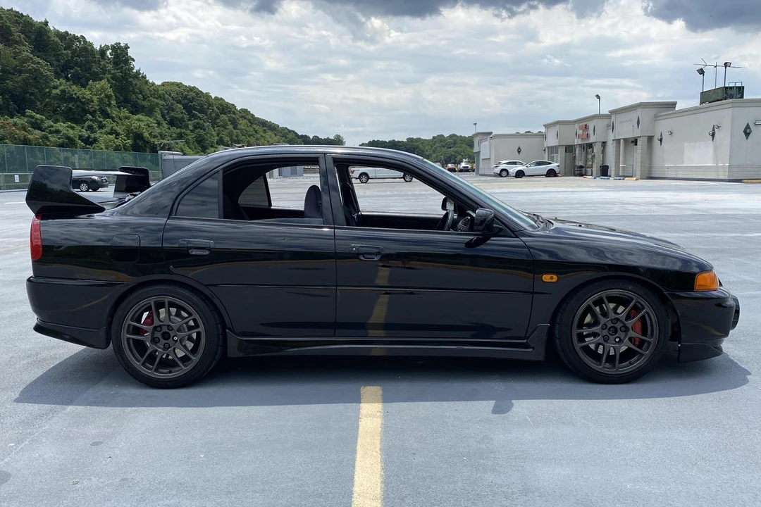 1996 Mitsubishi Lancer Evolution IV 6th Gen - Image 3 of 31