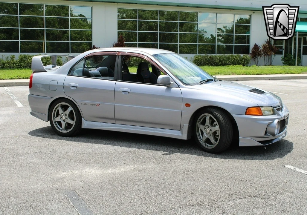1996 Mitsubishi Lancer Evolution IV 6th Gen - Image 10 of 12