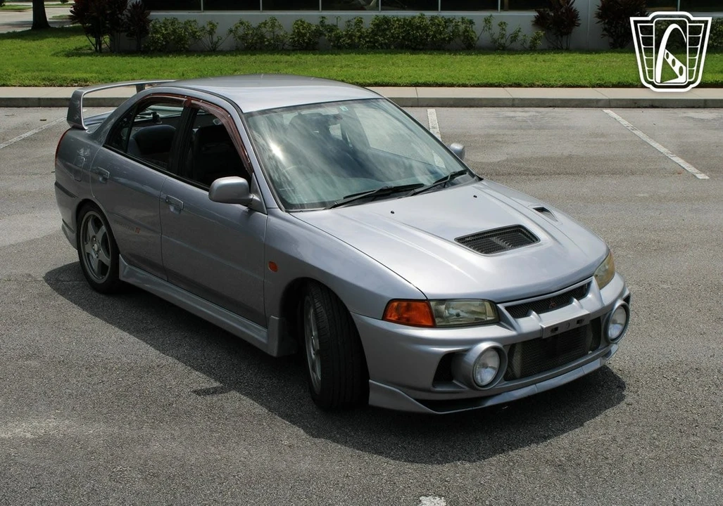 1996 Mitsubishi Lancer Evolution IV 6th Gen - Image 6 of 12