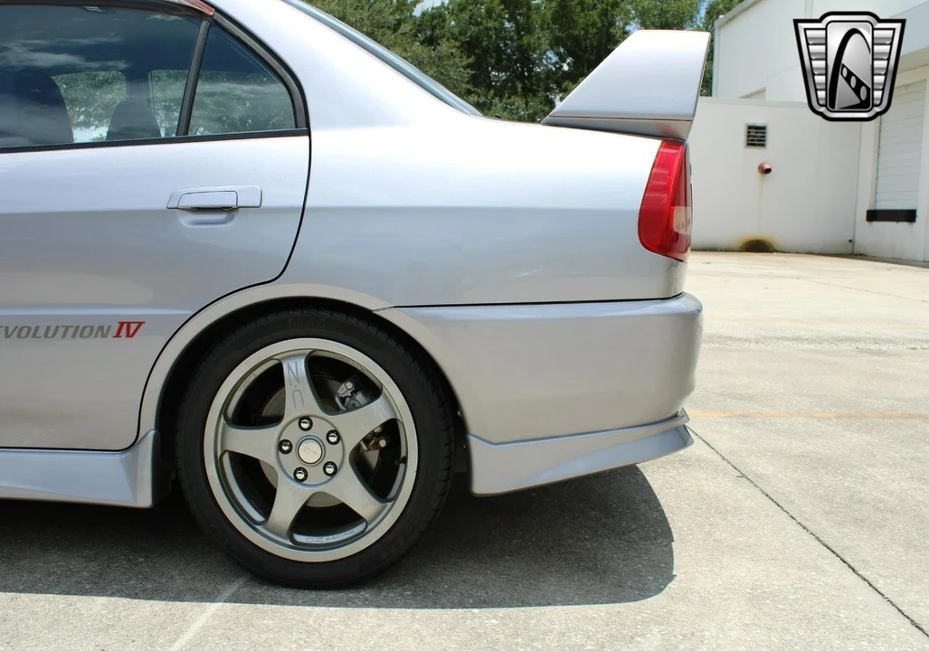 1996 Mitsubishi Lancer Evolution IV 6th Gen - Image 18 of 21